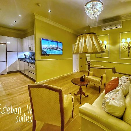 Suites San Esteban 16 Ducal Sevilla Exteriör bild